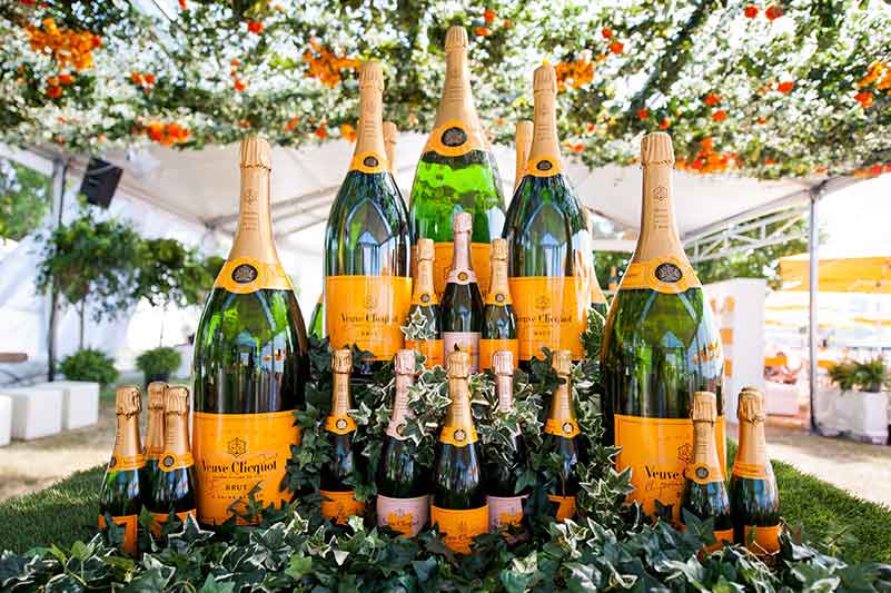 Veuve Clicquot Champagne – Winemaking, Best Wines, Prices (2023)